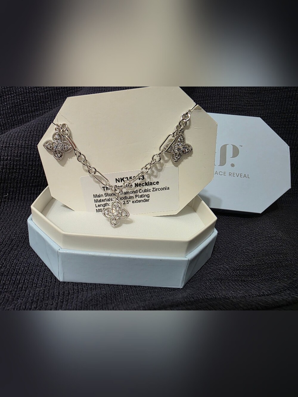Cubic Zirconia Clover Station Necklace in Silver
